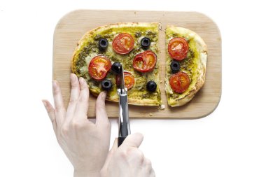 insan eli pizza Dilimleme