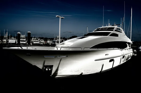 Cher yacht blanc — Photo