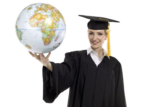 Graduando estudiante mujer celebración mundo globo — Foto de Stock