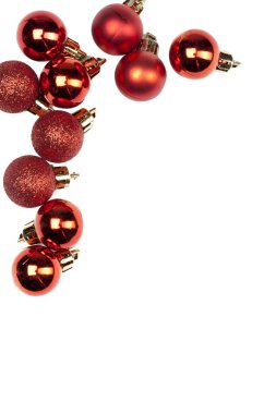 parlak kırmızı Noel topları