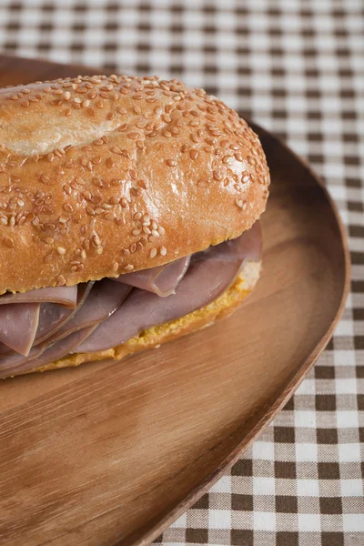 Ham en brood — Stockfoto