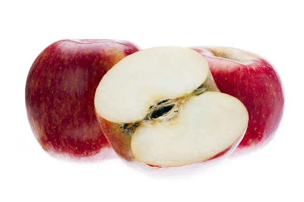 Äpfel isoliert auf weißem Hintergrund — Stockfoto