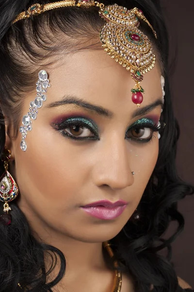 Beautiful indian lady — Stock Photo, Image