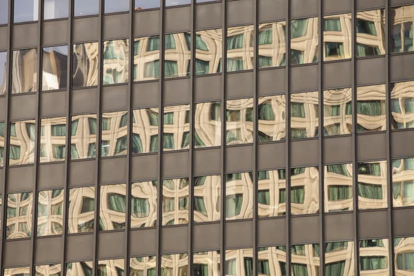 Glass wall in chicago — Stock Photo, Image