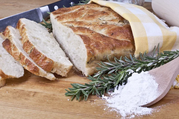Pão com pão de centeio — Fotografia de Stock