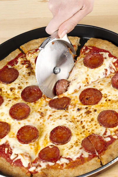 899 pepperoni pizza on a tray — Stock Photo, Image