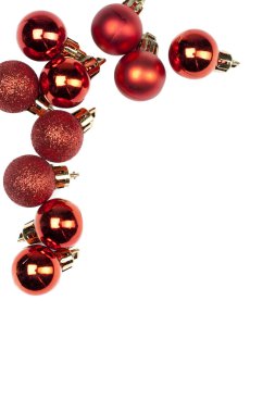 parlak kırmızı Noel topları