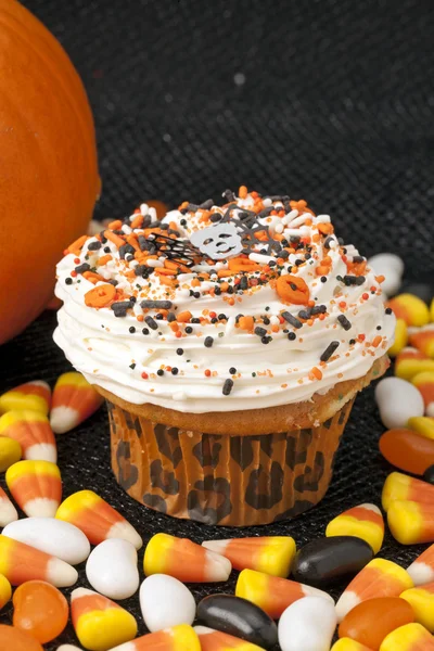 Delicious halloween cupcake — Stock Photo, Image