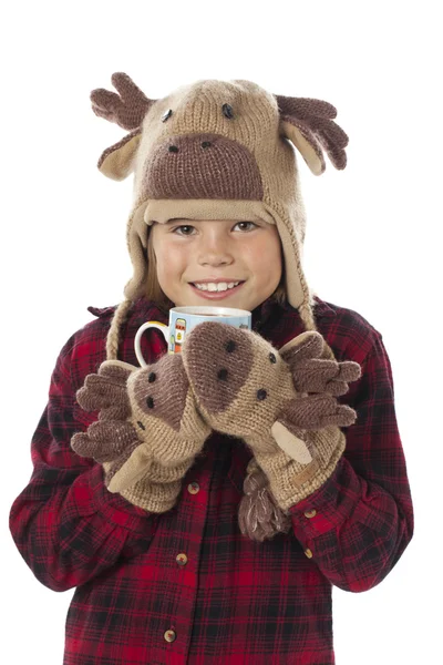 Retrato de um menino bonito segurando uma caneca de chocolate quente — Fotografia de Stock