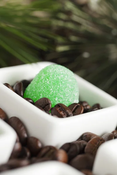 Candy with coffee beans — Stock Photo, Image