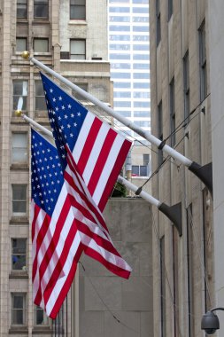 bina dışında Amerikan bayrağı