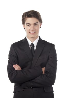 iyi giyimli genç çekici adam