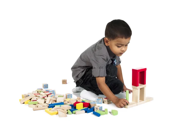 Barn med hans lego — Stockfoto