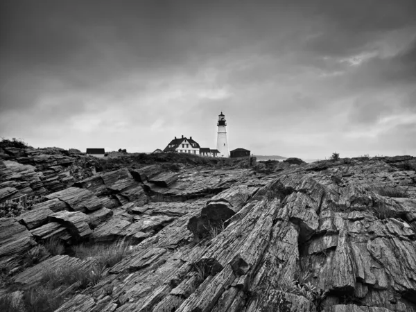 Siyah-Beyaz feneri — Stok fotoğraf