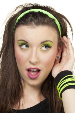 eski okul kadın bardak kulak