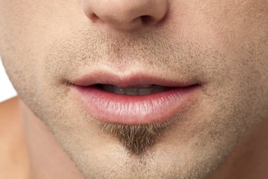 İnsan erkek dudakları