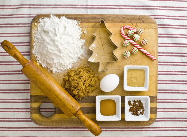 Overhead view of cake ingredient on kitchen worktop with rolling — Stock Photo, Image