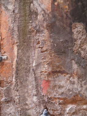 Yumrulu grimey duvar