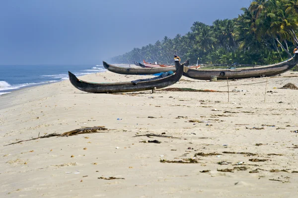 Barcos en la costa —  Fotos de Stock