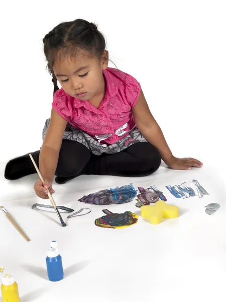 Girl making drawing — Stock Photo, Image