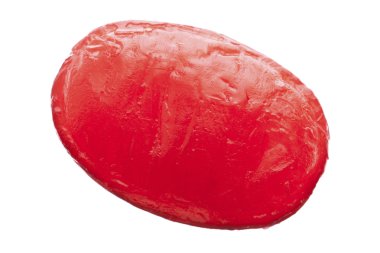 düz beyaz arka plan üzerinde kırmızı şeker