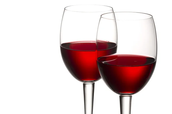 485 rött vin mot vit bakgrund — Stockfoto