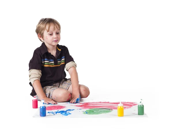 355 elementary kid doing painting — Stock Photo, Image