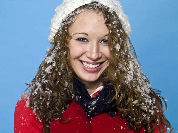 Ritratto di una giovane donna sorridente — Foto Stock