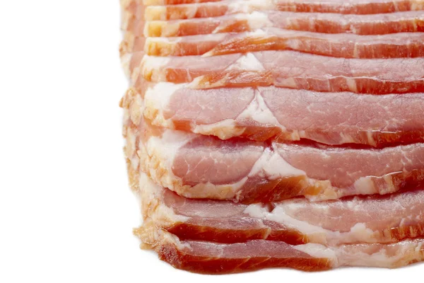 Närbild på skivad rå bacon — Stockfoto