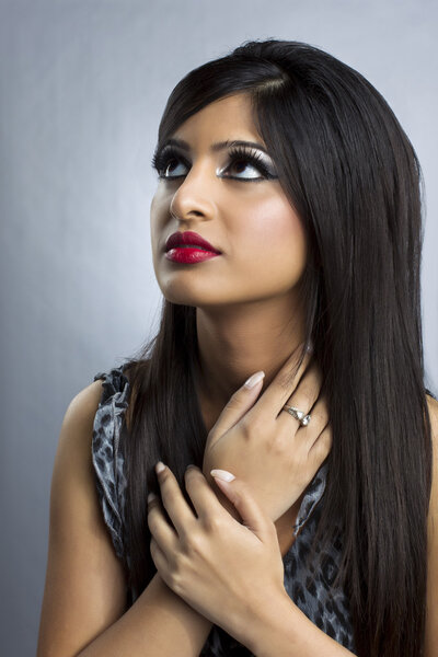 Красивая женщина