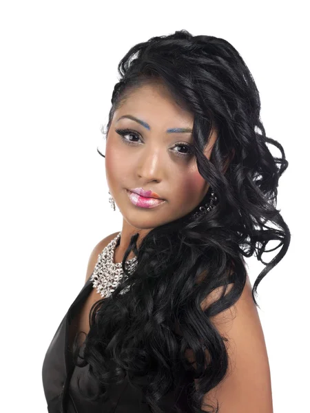 Güzel bir genç kadının portresi.