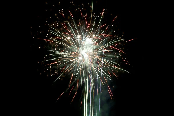 Un disparo de algunos fuegos artificiales —  Fotos de Stock