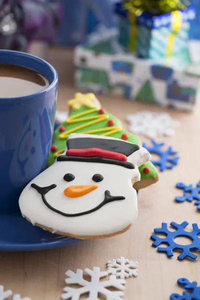 Een lachende sneeuwpop cookie — Stockfoto