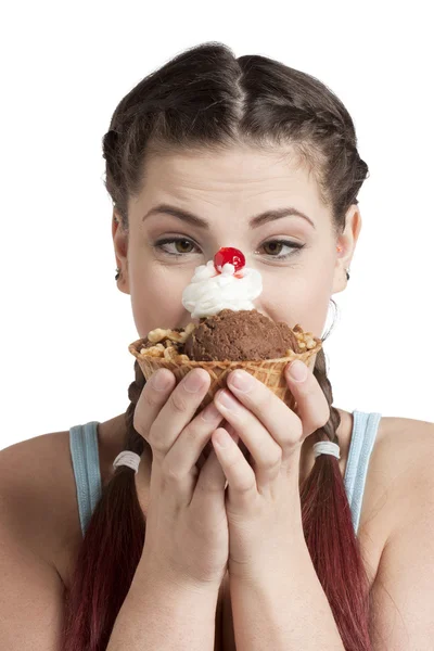 A woman with delicious ice cream — Stock Photo, Image