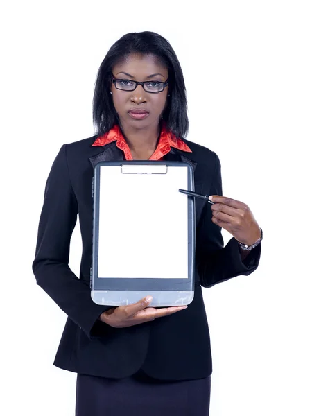 Afro-Amerikaanse zakenvrouw met een Klembord — Stockfoto
