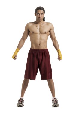 bir adam bir bandaj eli ile