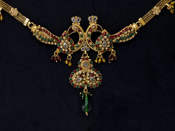 Древний кулон ожерелья — стоковое фото