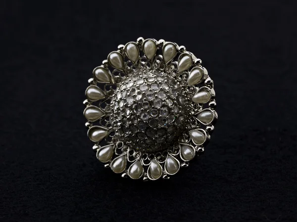 Antique ring — Stock Photo, Image