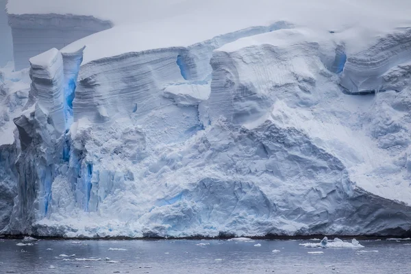 Antarctic Iceberg — Stock Photo, Image