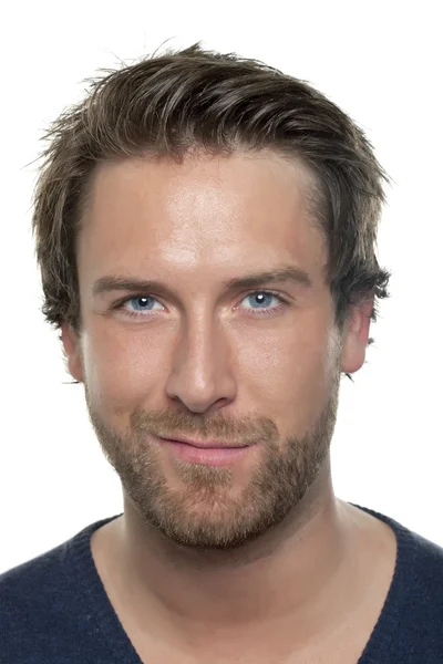 En leende man med blå ögon — Stockfoto