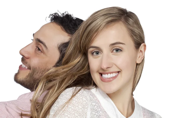 Um casal doce sorrindo — Fotografia de Stock