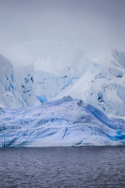 南极冰山免费图像 — 图库照片