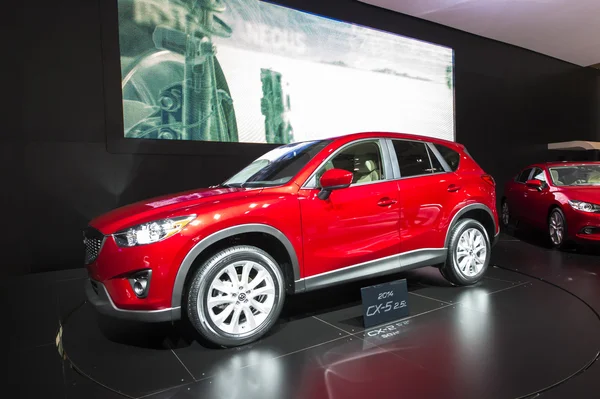 2014 Mazda CX-5 Car Red — Stock Photo, Image