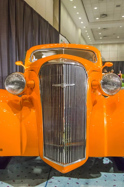 Classic cars at the car show — Stock Photo, Image