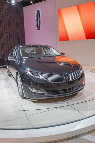2014 Lincoln mxz luxary car grey — Stock Photo, Image