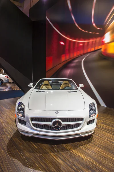 2014 mercedes benz sls amg roadster Cabrio araba beyaz — Stok fotoğraf