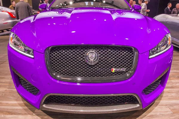 2014 jaguar xf luksusowy samochód sportowy — Zdjęcie stockowe