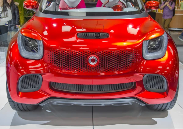 2014 smar forstars begreppet hybrid elektriska bil — Stockfoto