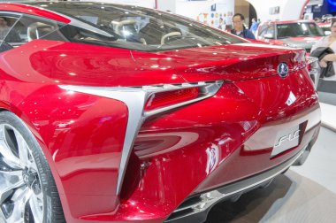 2014 lexus lf-lc konsept otomobili kırmızı