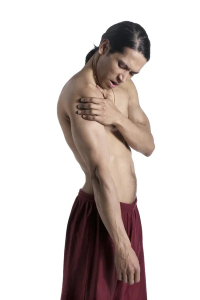 Bir adamın ağrılı omuz — Stok fotoğraf